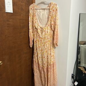 Billabong Women’s Orange Floral Maxi Dress size Large